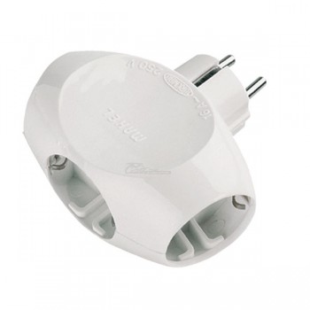 Разветвитель сетевой Makel на 3 гнезда с/з Т-образный 10015