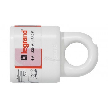 Розетка штепсельная Legrand с кольцом б/з белая 6А Helium