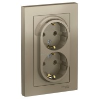 Розетка Atlasdesign 2м шампань c/з в сборе